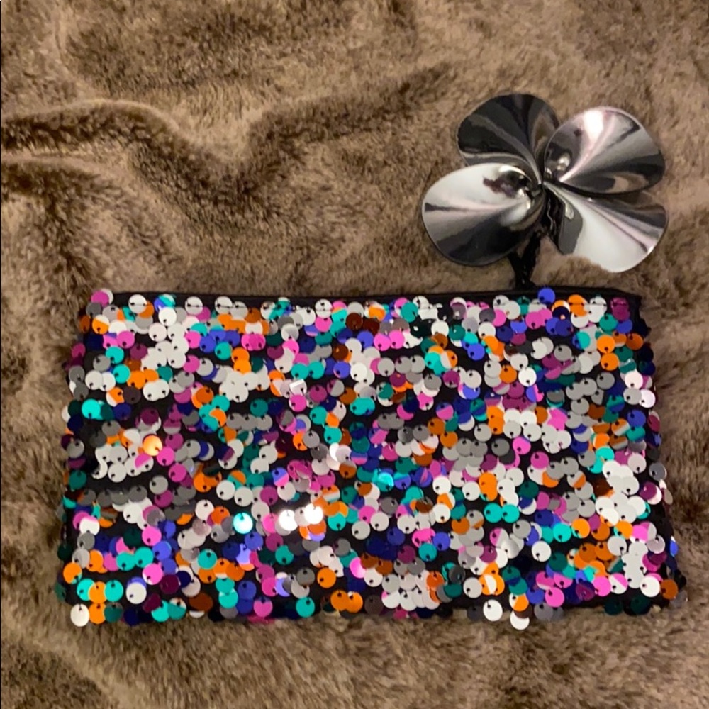 New Mac Multicolor Sequence Make Up Bag - image 1